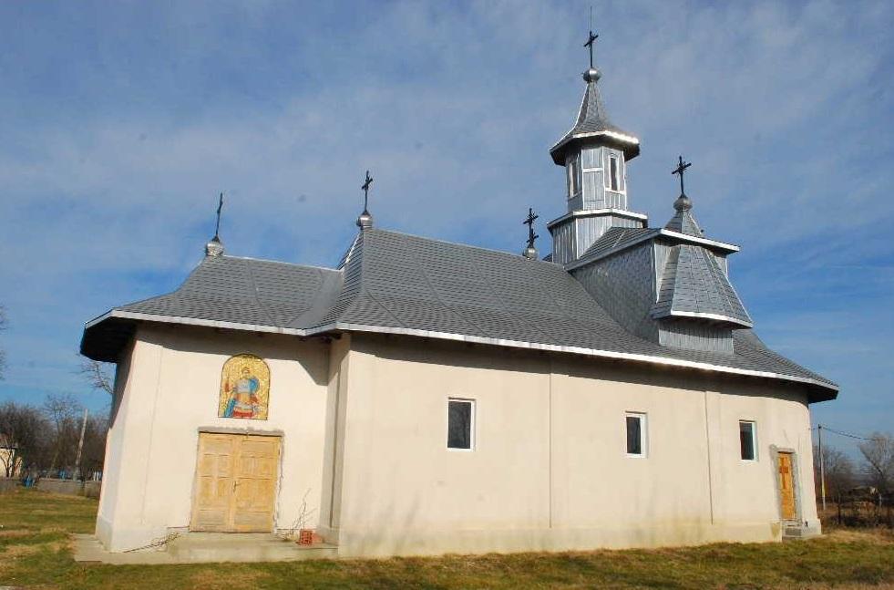 Biserica - vedere exterioară